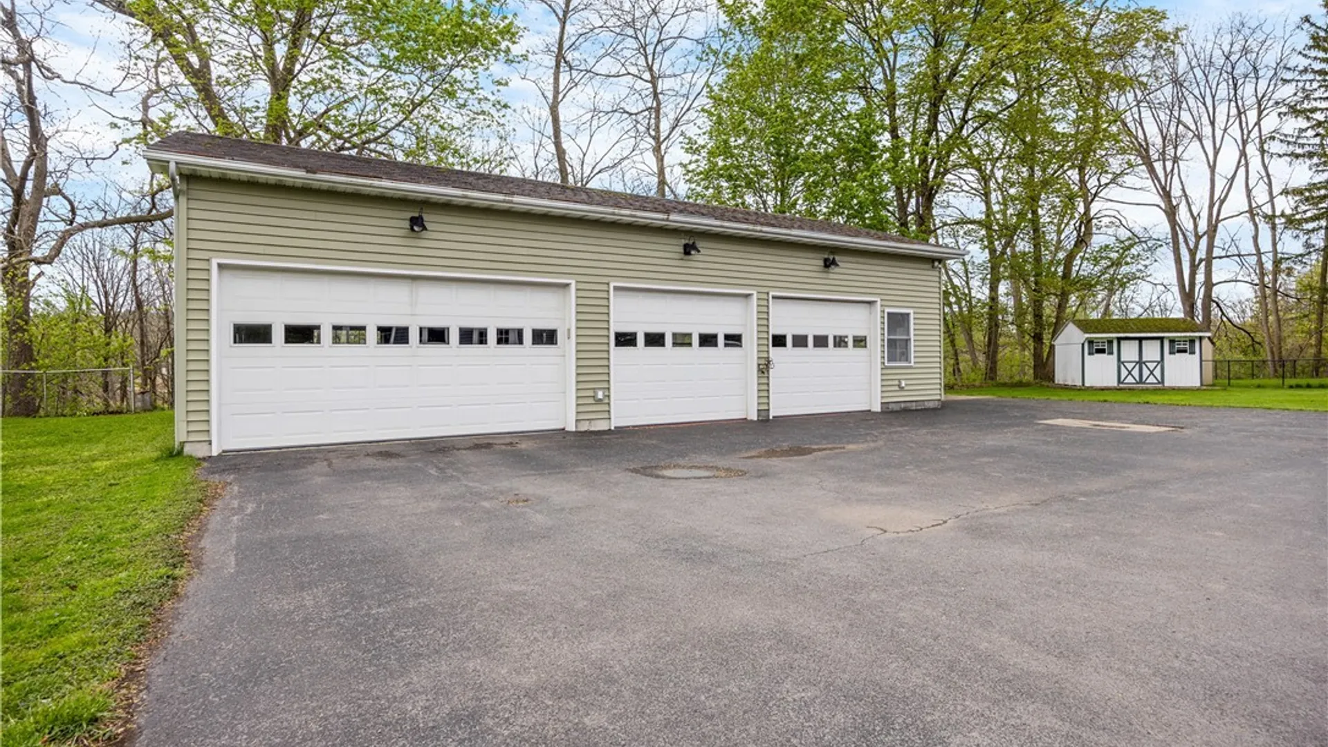 Property at 78 Seneca Avenue, Vernon, NY 13421 20