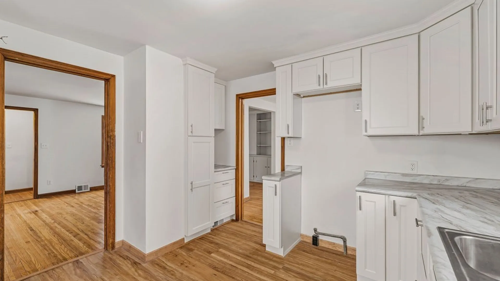 Property at 8472 Rivershore Drive, Niagara Falls, NY 14304 10