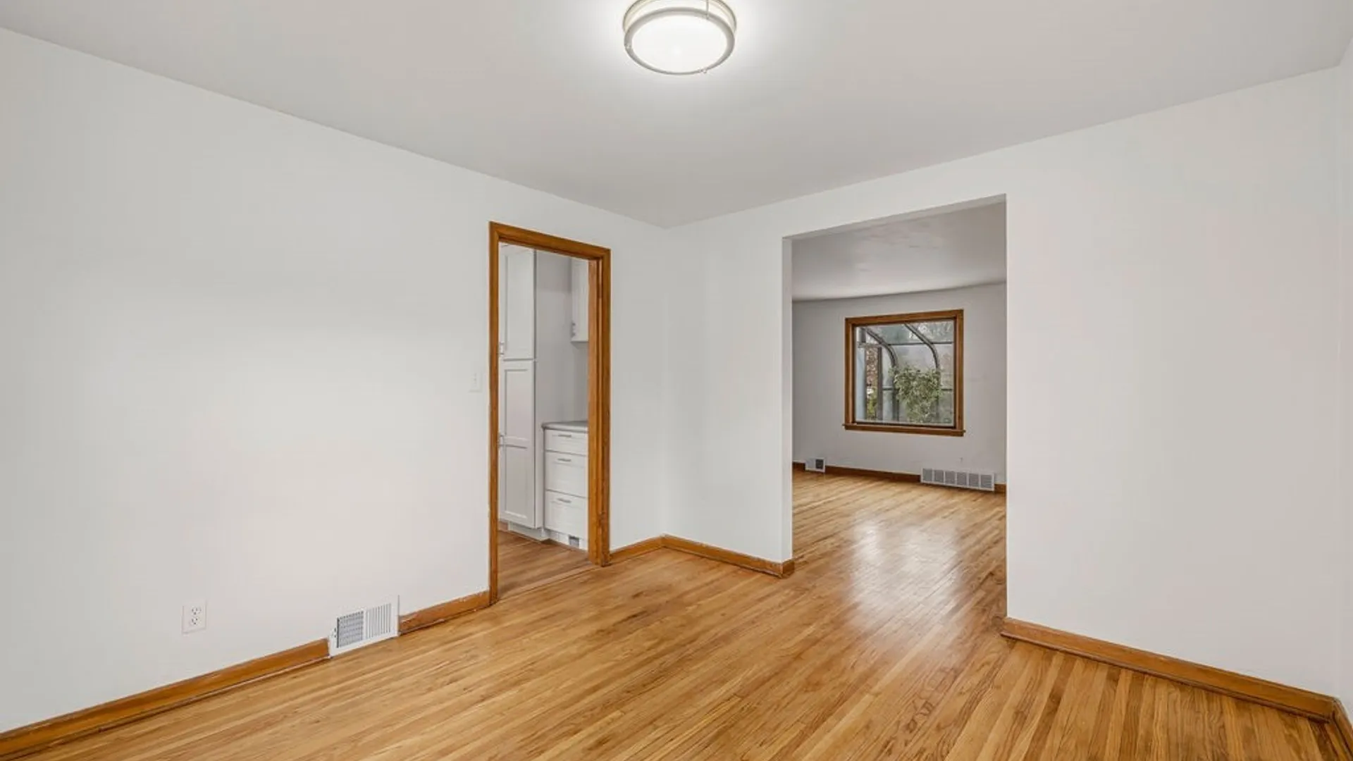 Property at 8472 Rivershore Drive, Niagara Falls, NY 14304 22
