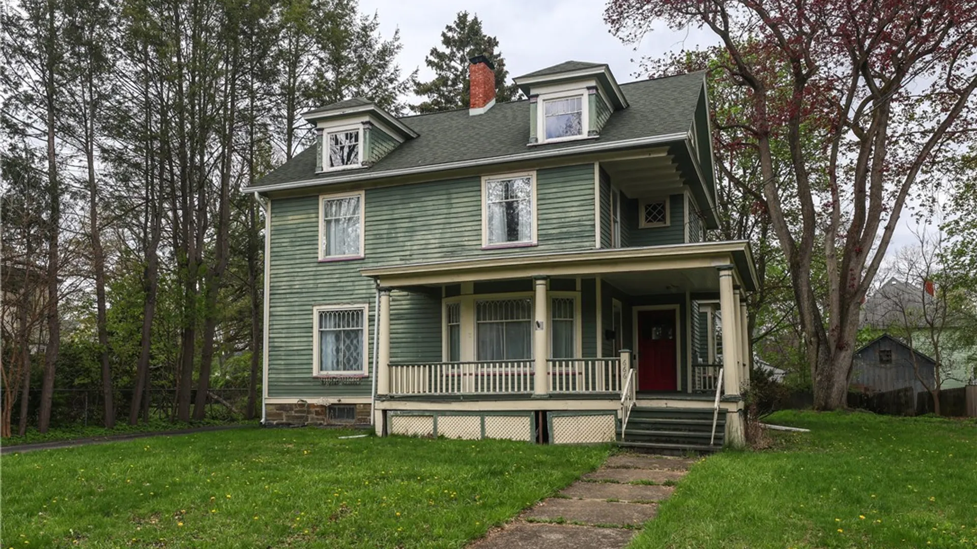 Property at 666 Euclid Avenue, Elmira City, NY 14901 2