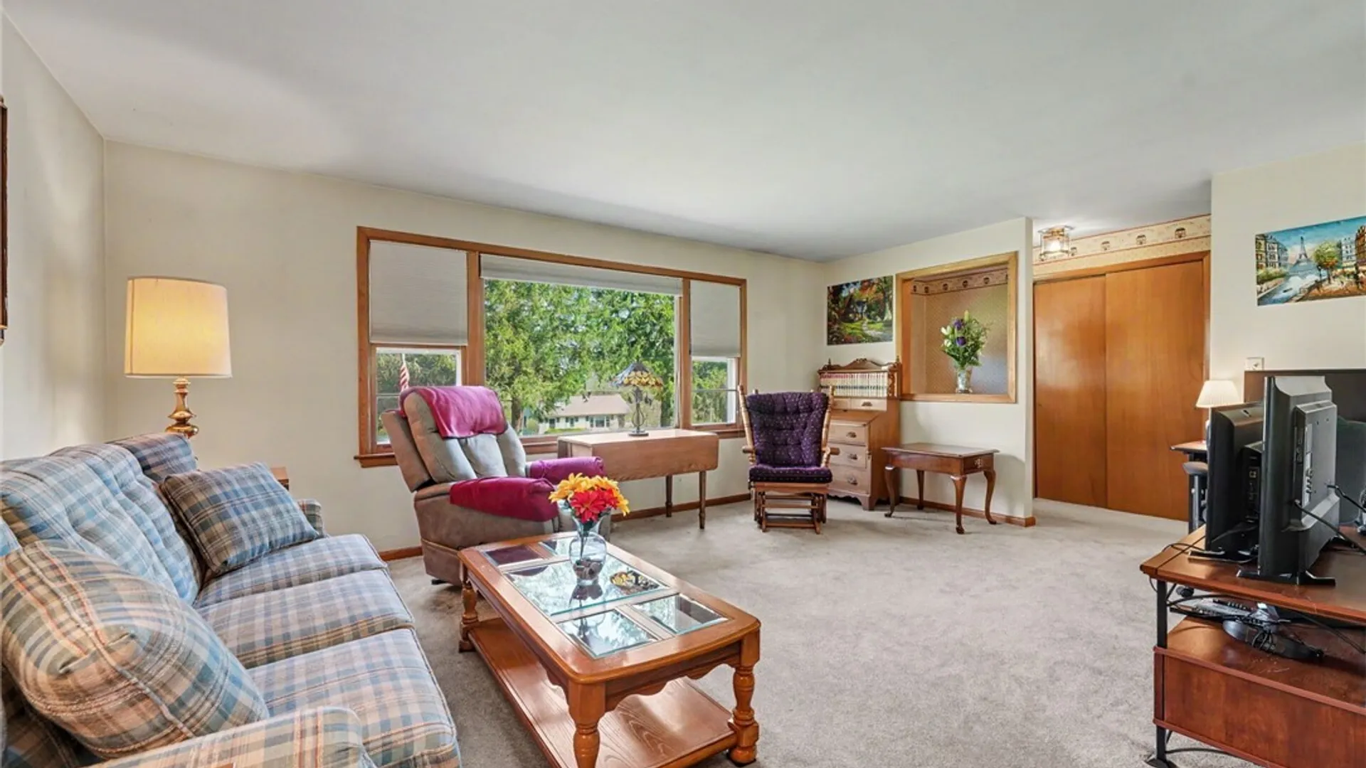 Property at 1599 Hubbard Road, Aurora, NY 14052 17
