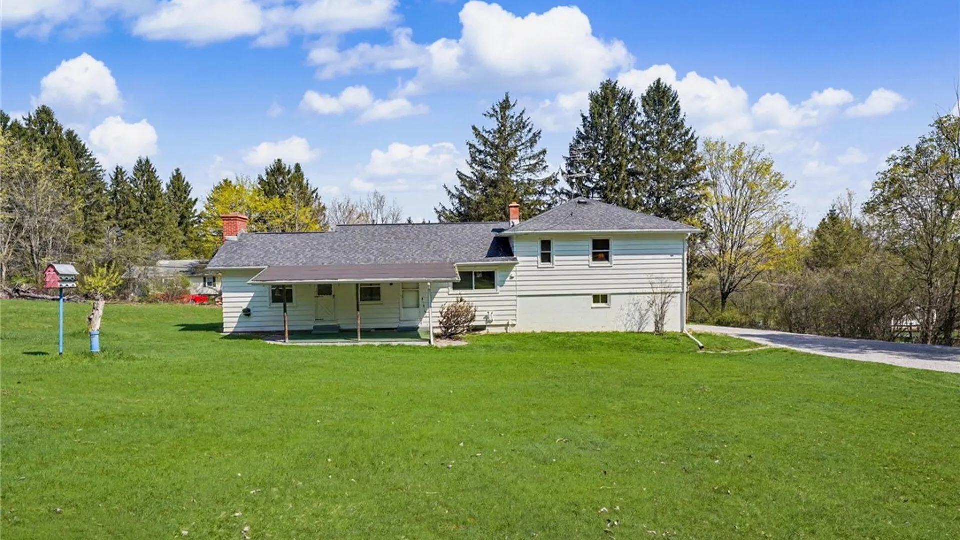 Property at 1599 Hubbard Road, Aurora, NY 14052 5
