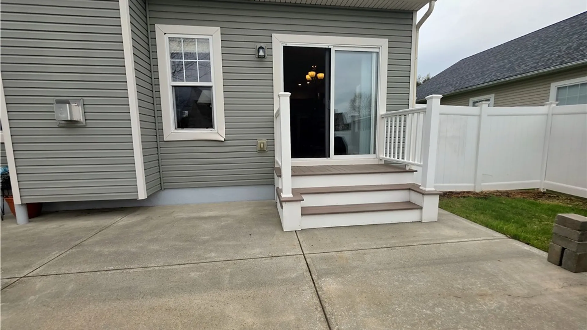 Property at 8173 Whitman Way, Clay, NY 13090 7