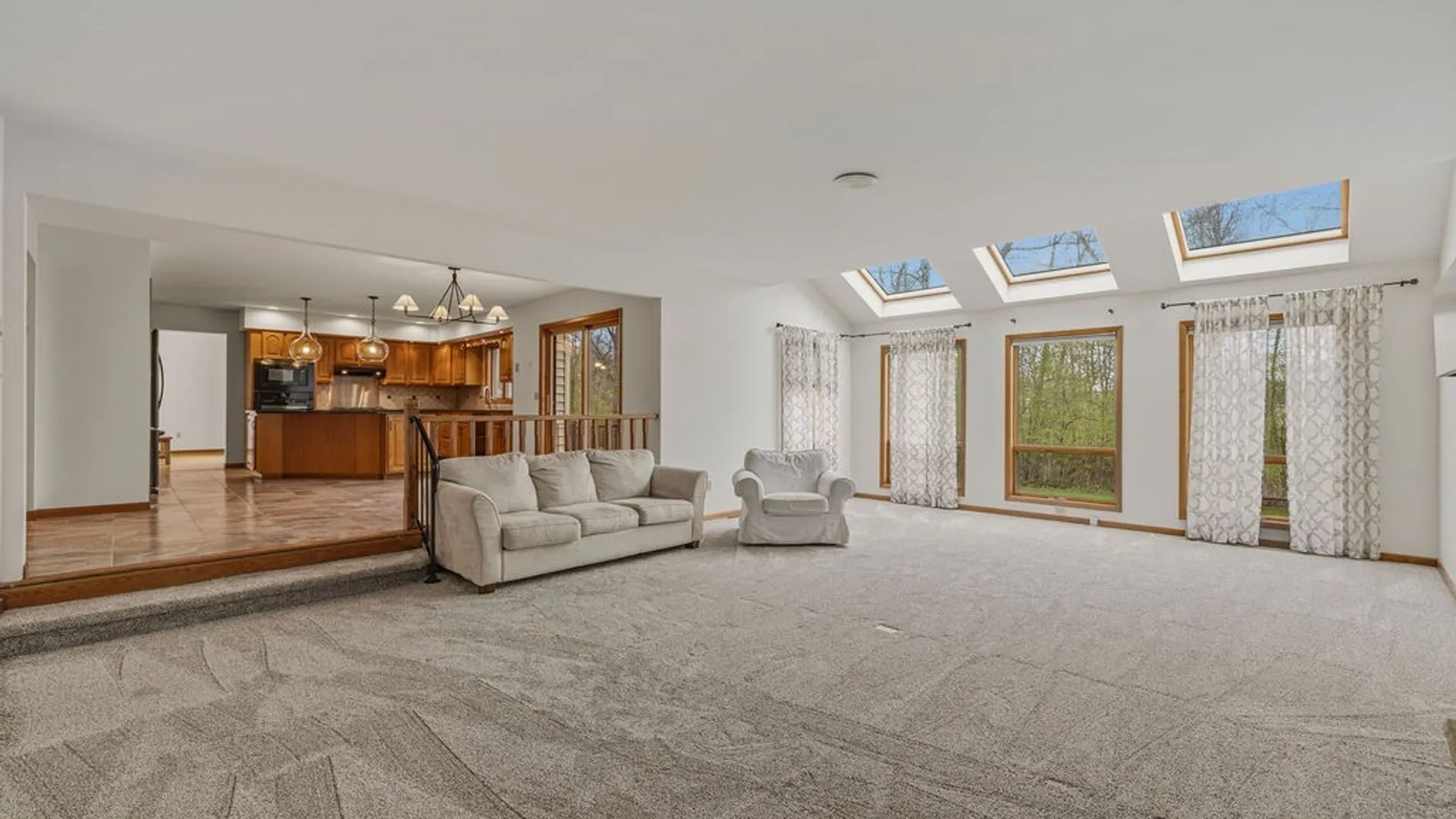 Property at 165 Spicer Creek Run, Grand Island, NY 14072 14