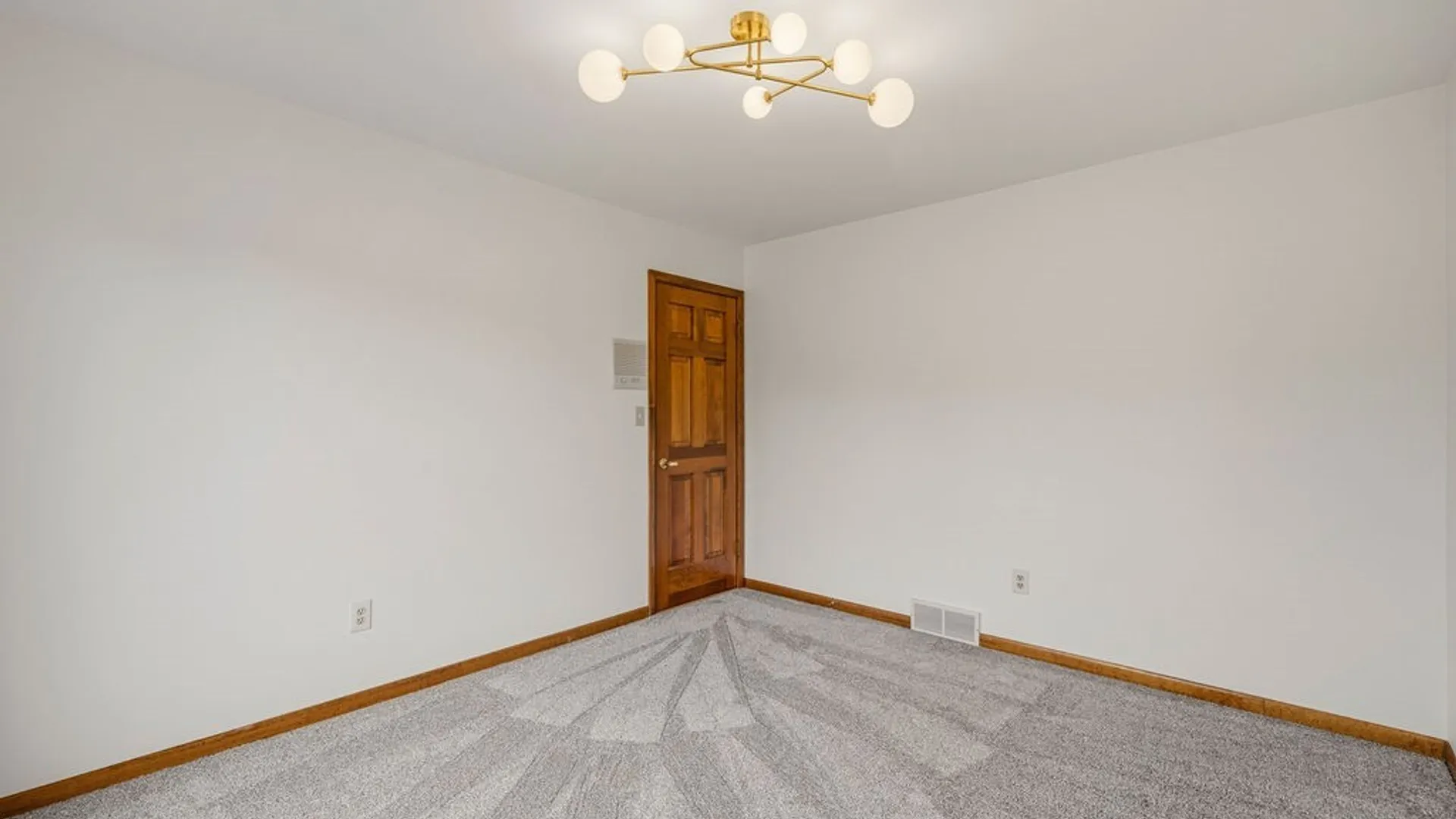 Property at 165 Spicer Creek Run, Grand Island, NY 14072 17