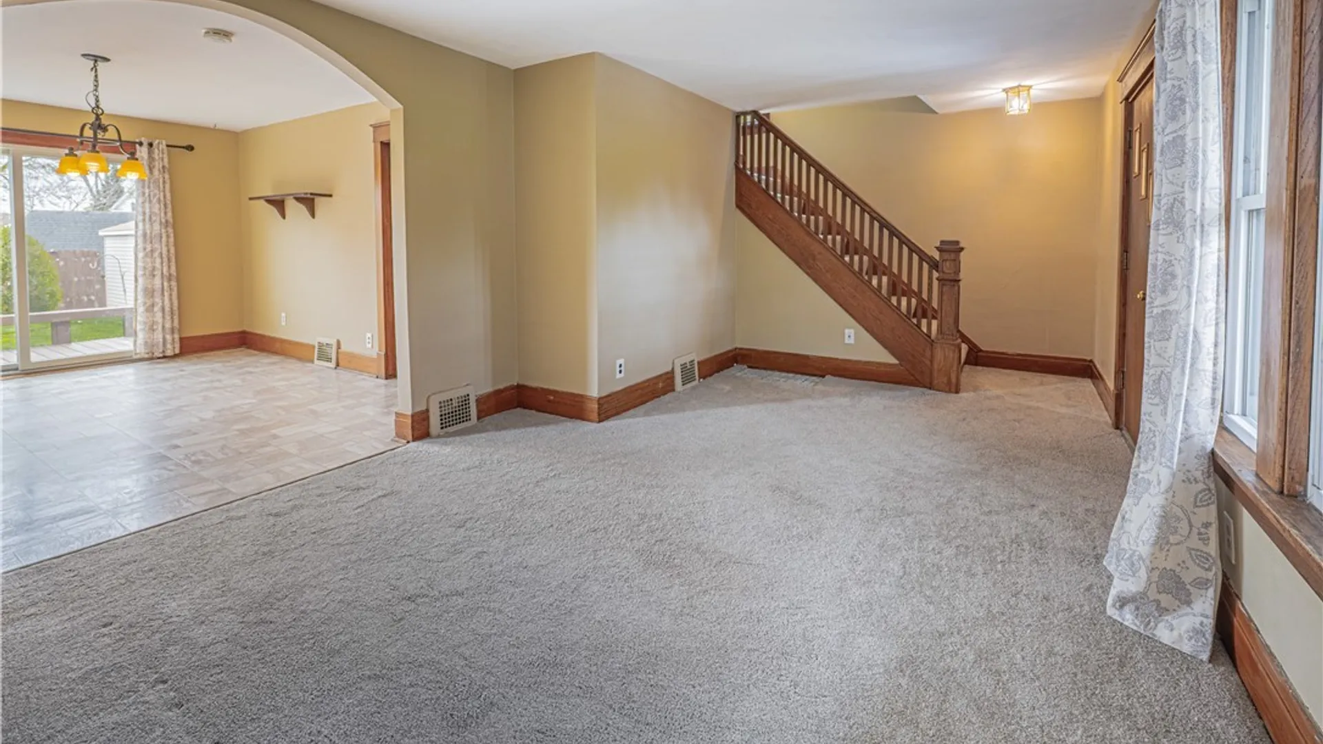Property at 871 Payne Avenue, North Tonawanda, NY 14120 11