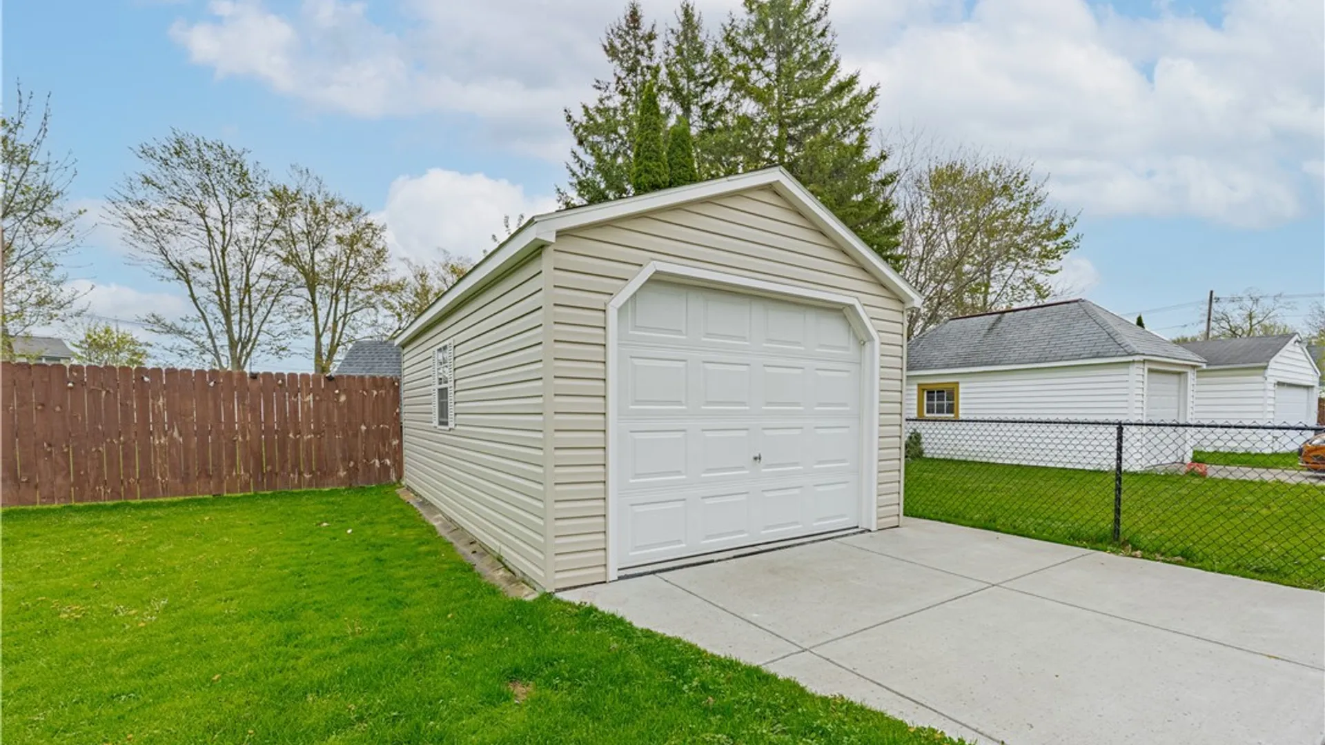 Property at 871 Payne Avenue, North Tonawanda, NY 14120 33
