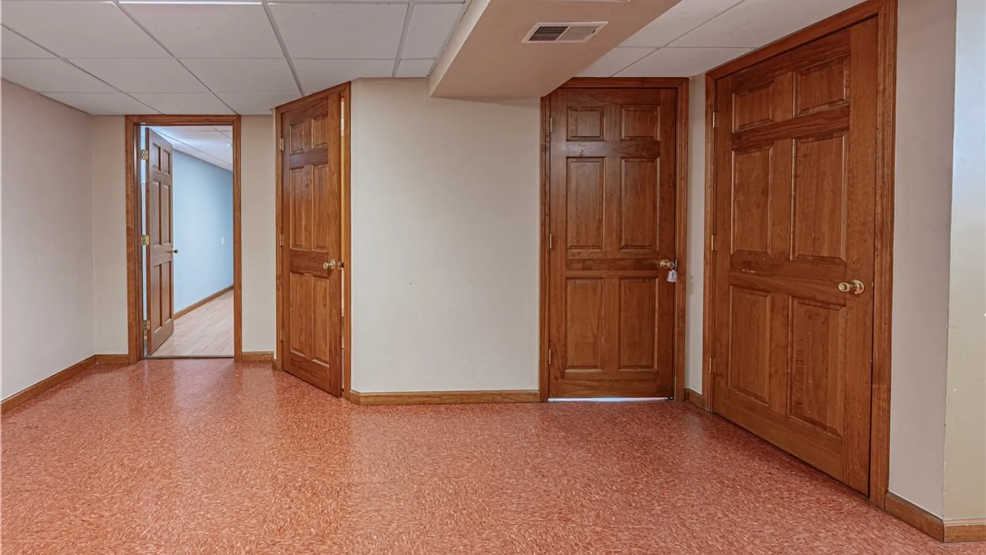 Property at 871 Payne Avenue, North Tonawanda, NY 14120 37