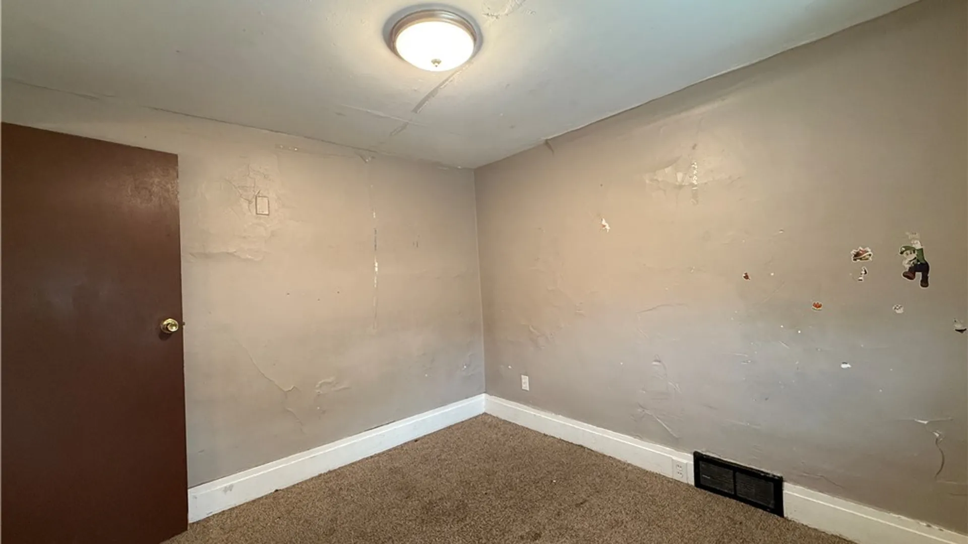 Property at 77 Mayer Avenue, Buffalo, NY 14207 14