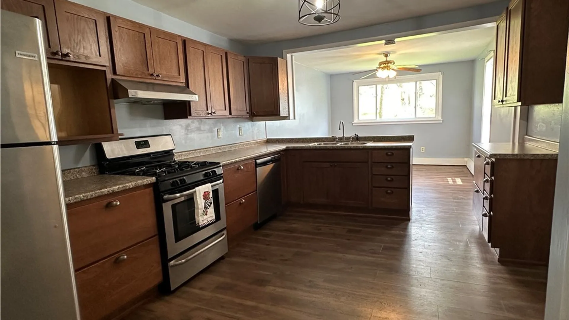 Property at 28 Mattie Street, Auburn, NY 13021 14