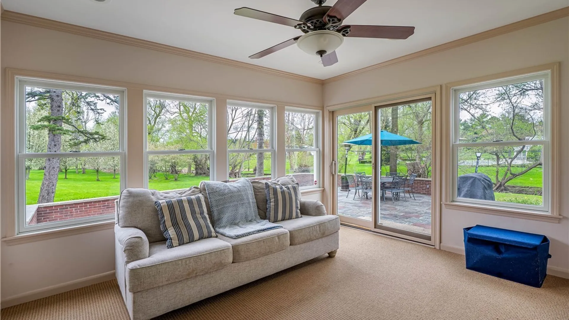 Property at 5 Knollwood Lane, Amherst, NY 14221 13