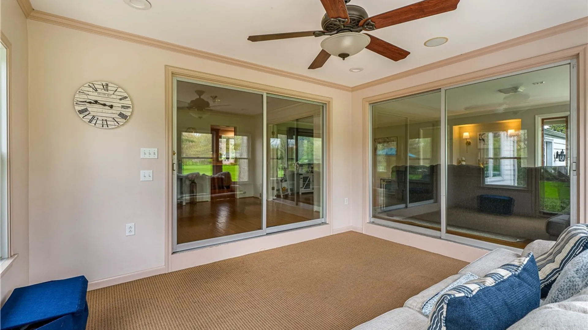 Property at 5 Knollwood Lane, Amherst, NY 14221 14