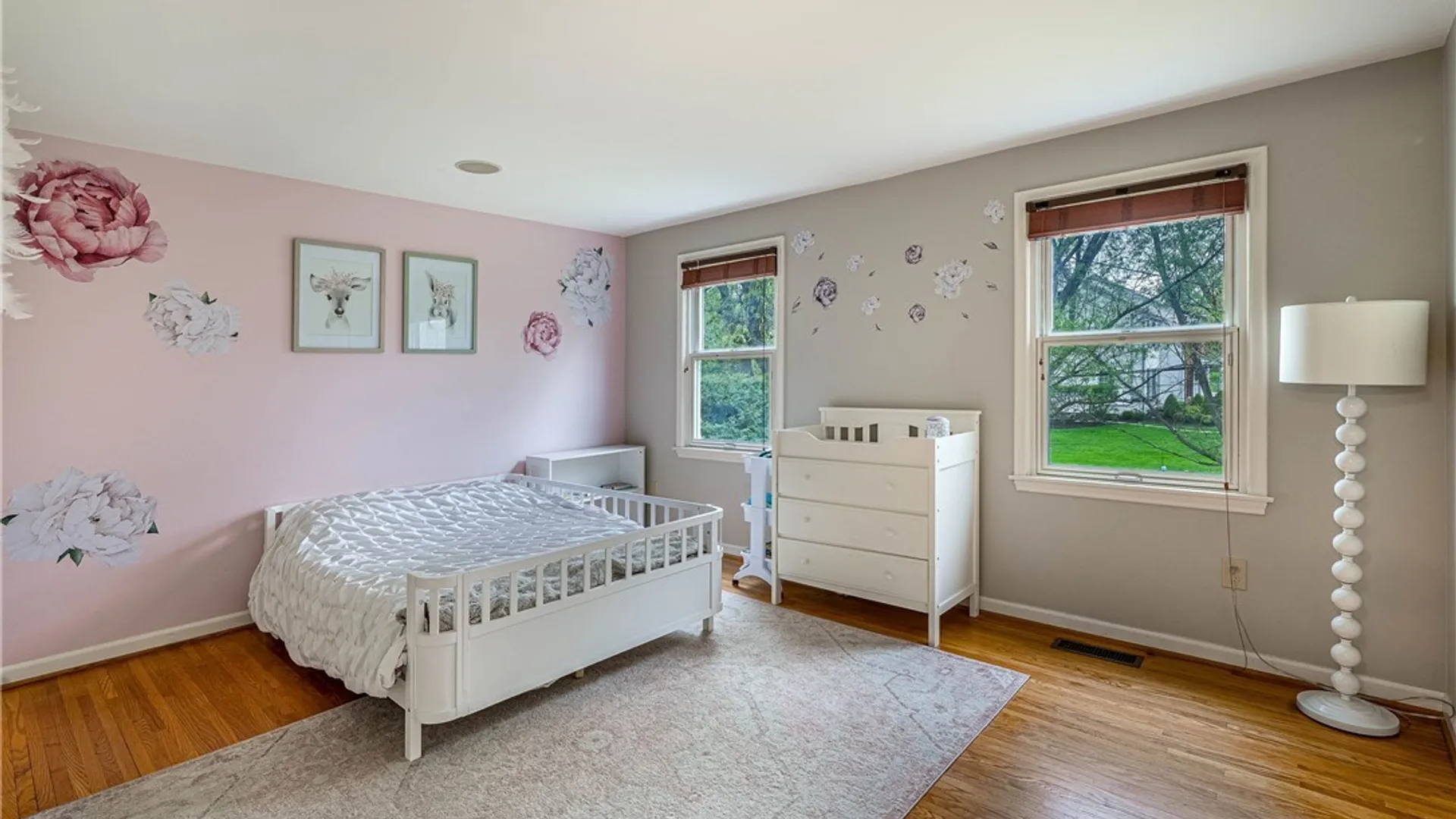 Property at 5 Knollwood Lane, Amherst, NY 14221 26