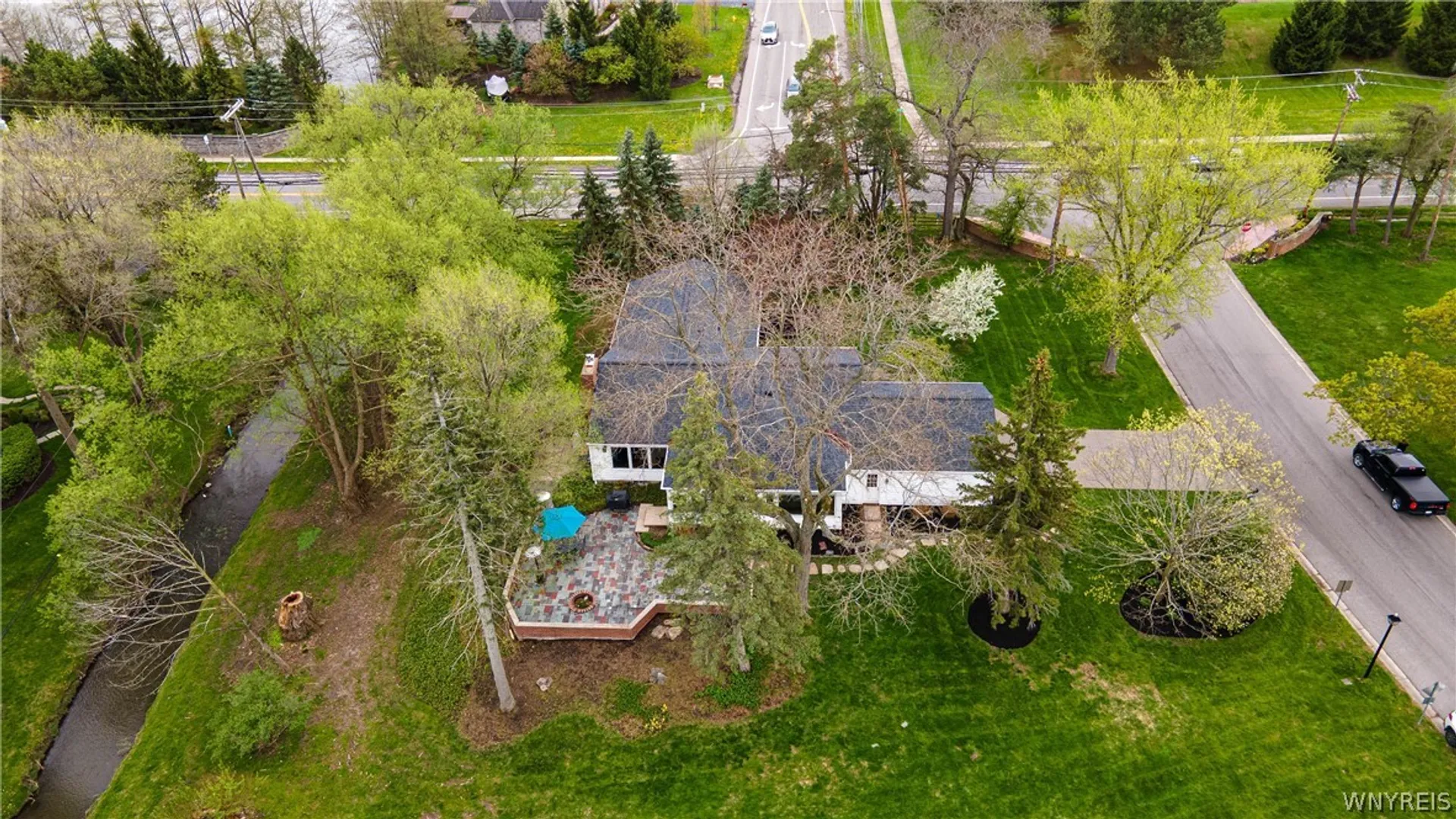 Property at 5 Knollwood Lane, Amherst, NY 14221 46