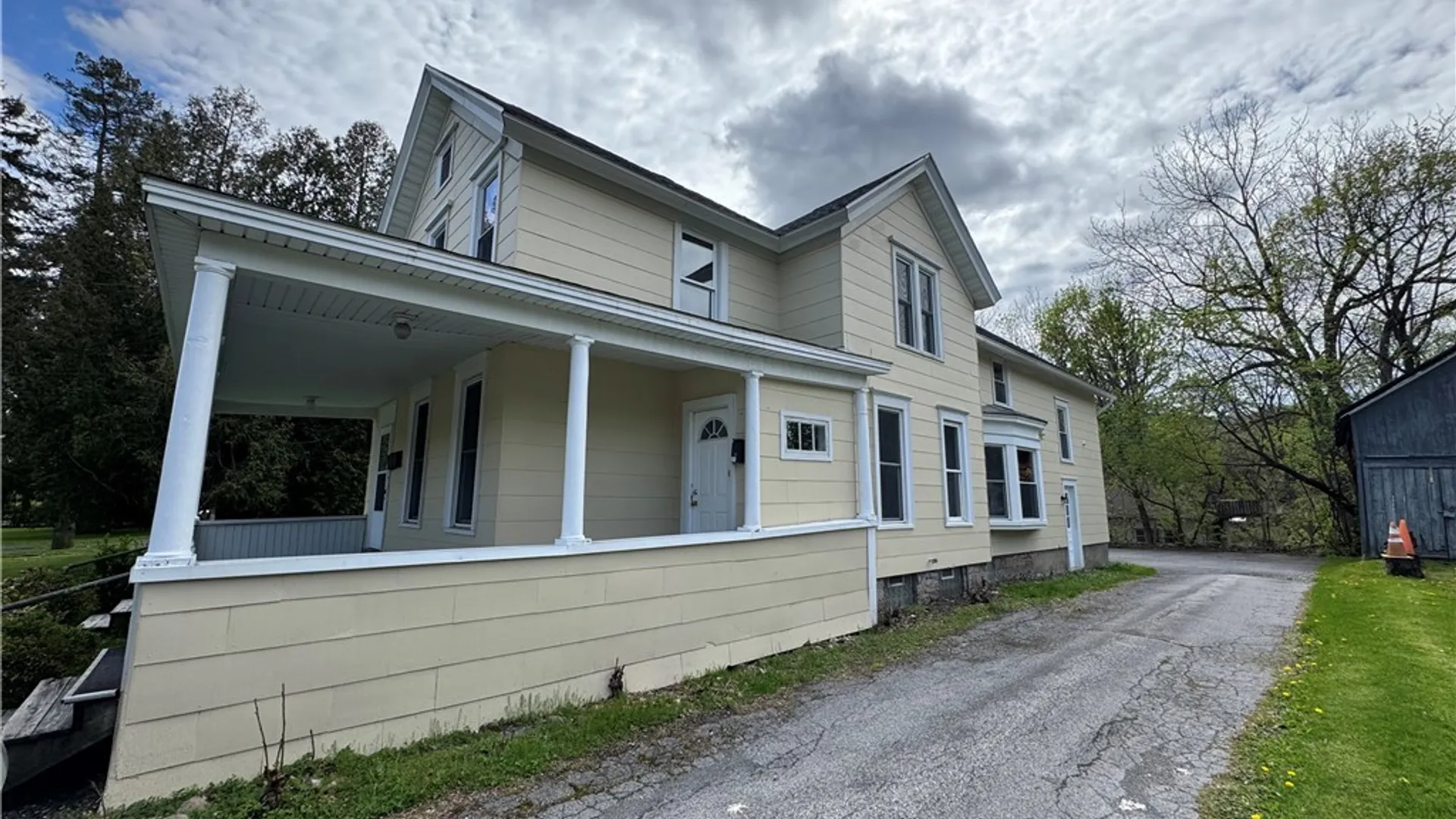 Property at 1714 Valley Drive, Syracuse, NY 13207 4