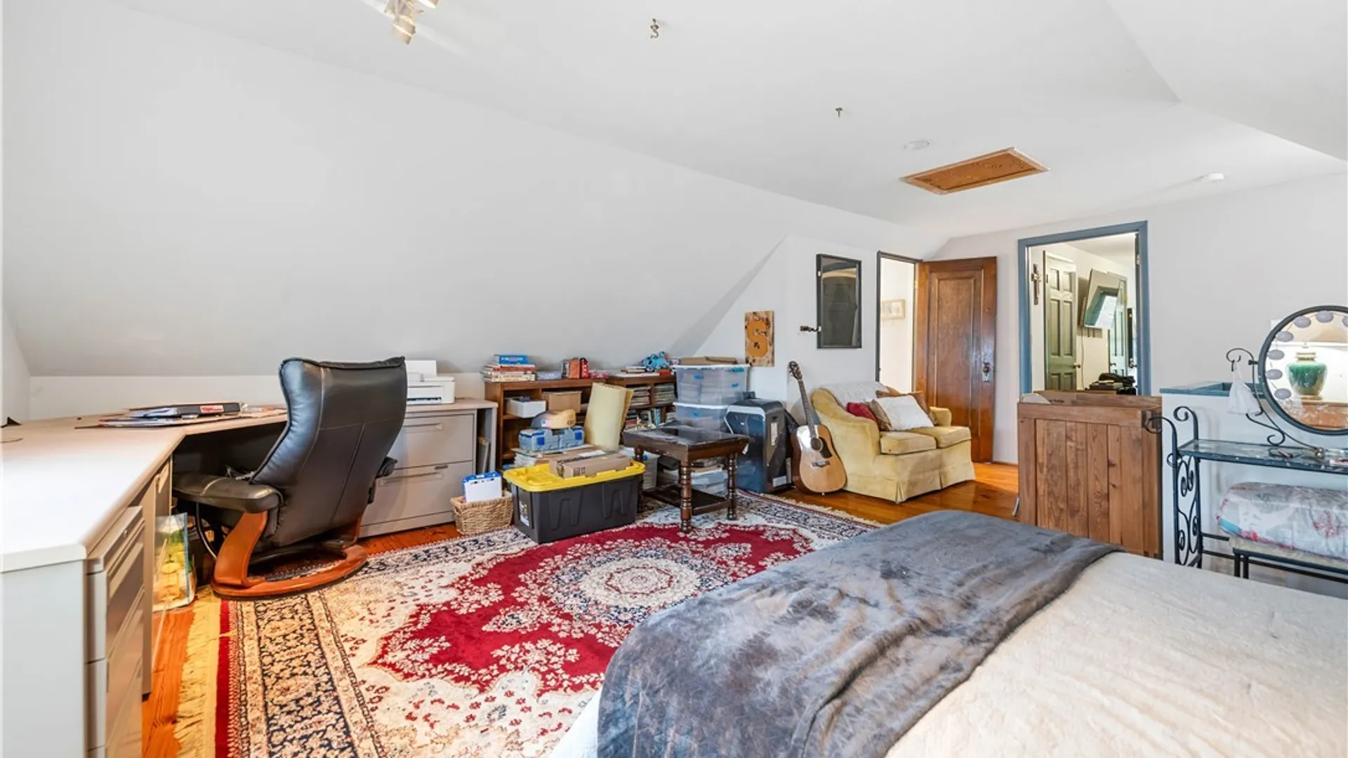 Property at 114 Scottholm, Syracuse, NY 13224 47