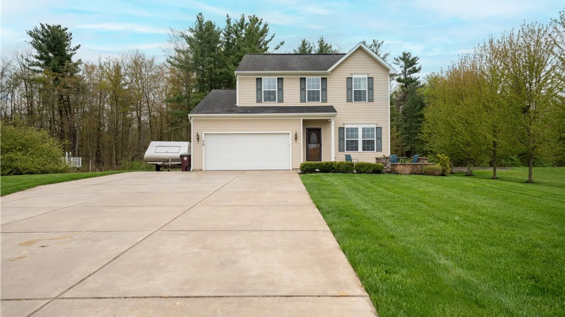 Property at 75 Hilltowne Drive, Orchard Park, NY 14127 2