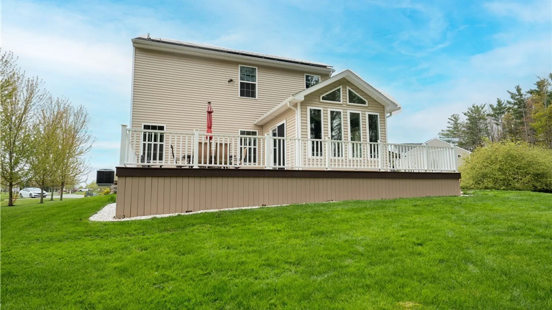Property at 75 Hilltowne Drive, Orchard Park, NY 14127 47