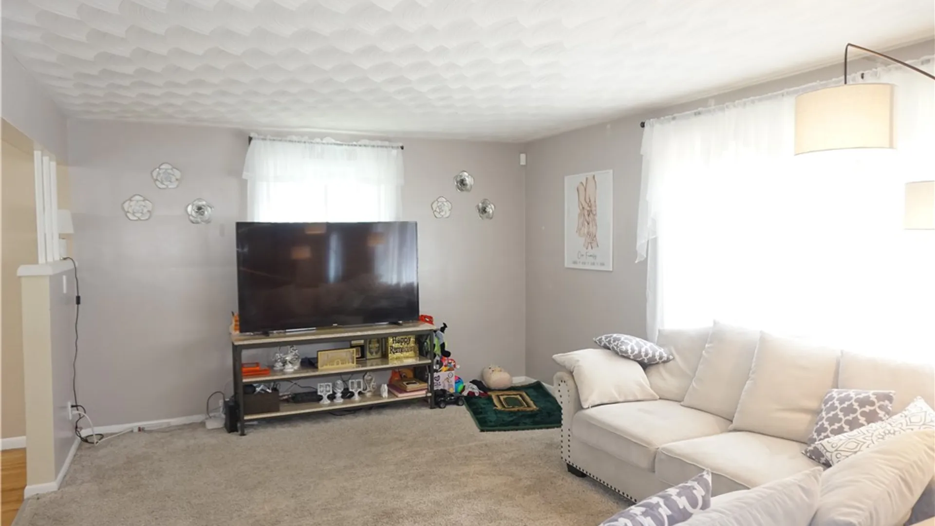 Property at 518 Maiden Lane, Greece, NY 14616 14