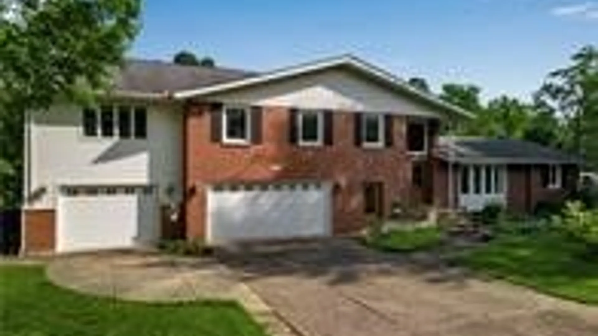 Property at 9325 Hunting Valley Road, Clarence, NY 14031 2