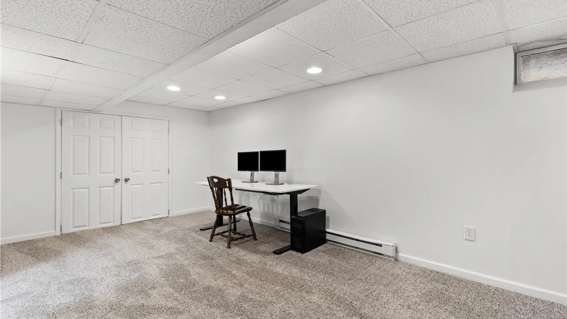 Property at 4 Wellesey Knoll, Chili, NY 14624 32