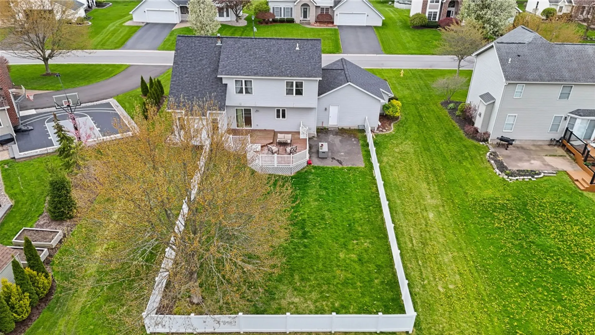 Property at 4 Wellesey Knoll, Chili, NY 14624 40