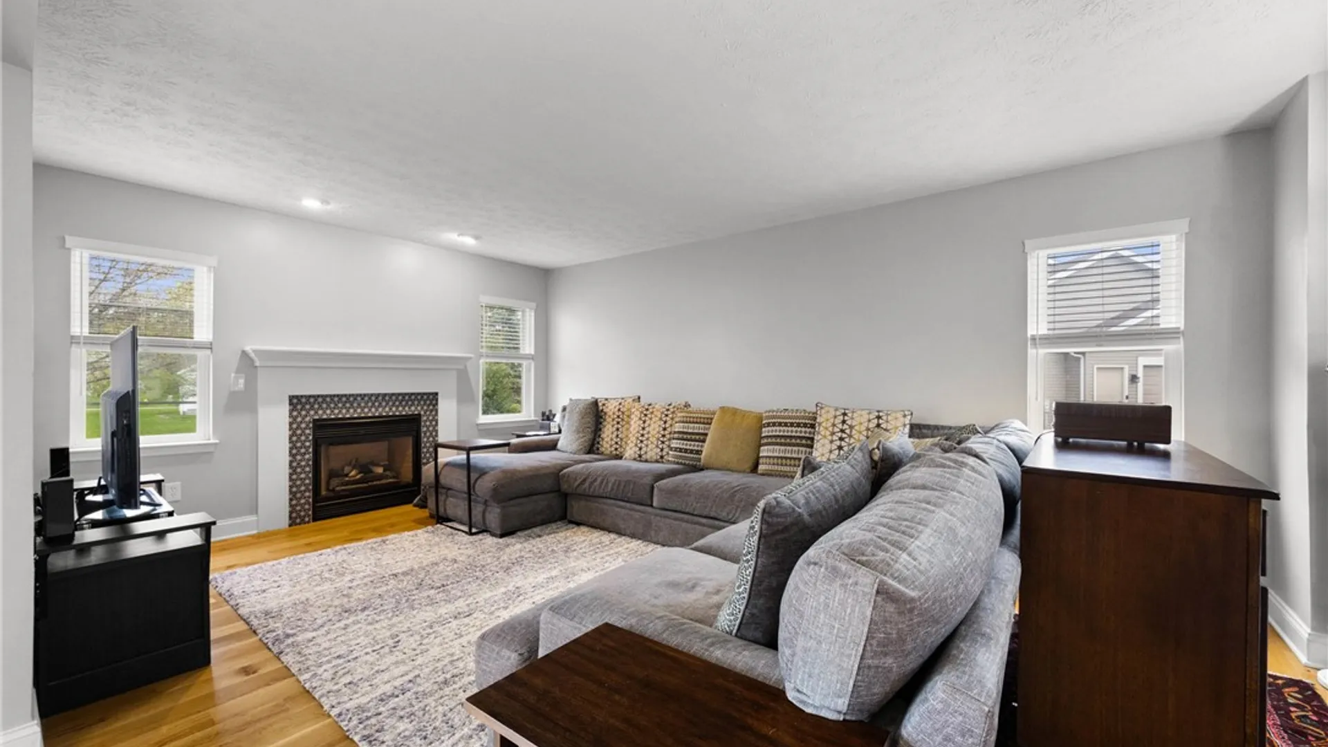 Property at 4 Wellesey Knoll, Chili, NY 14624 7