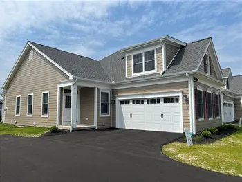 Property at 251 Bretlyn Cir, Brighton, NY 14618