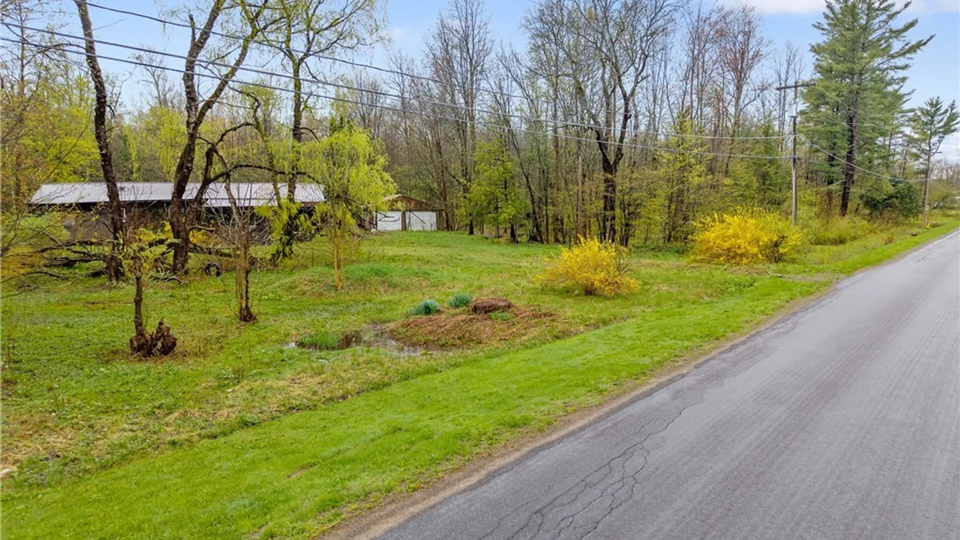 Property at 393 Rowlee Road, Volney, NY 13069 6