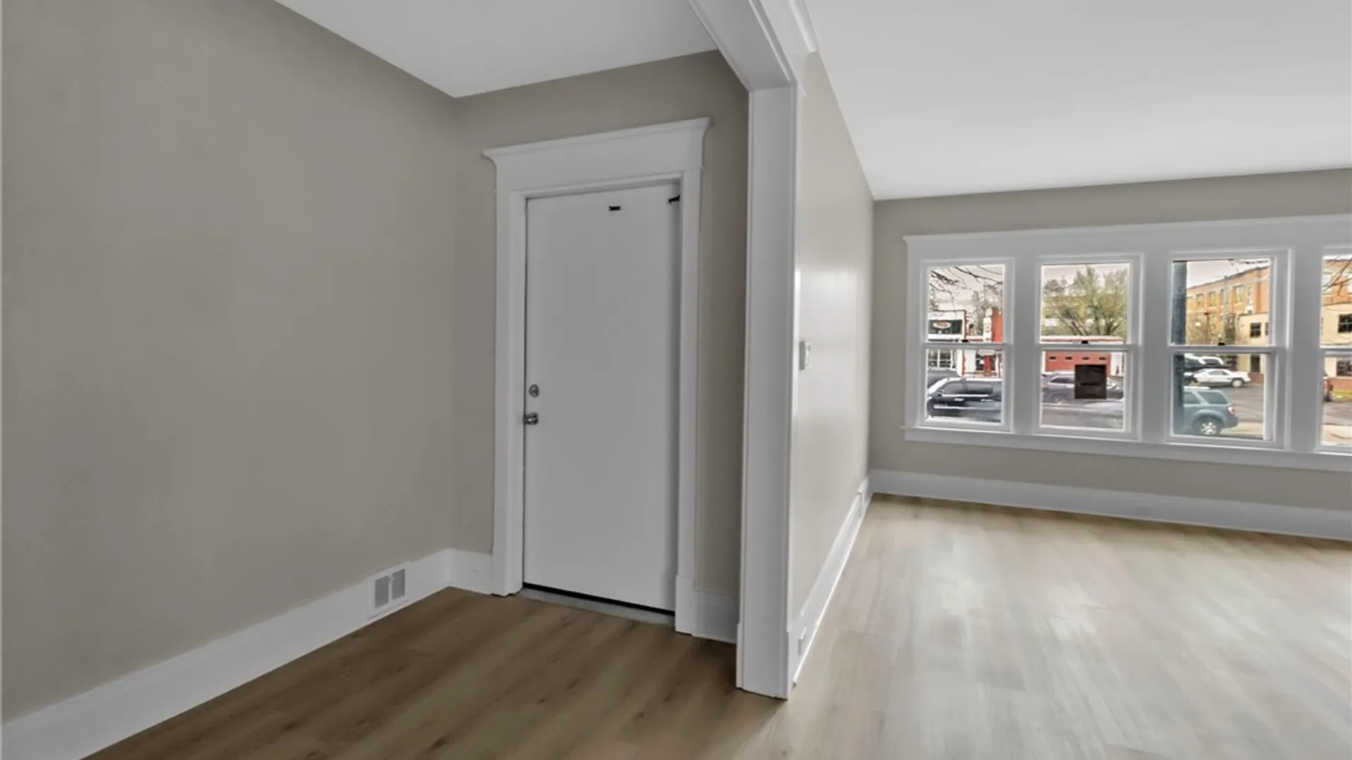 Property at 2514 Delaware Avenue, Buffalo, NY 14216 16