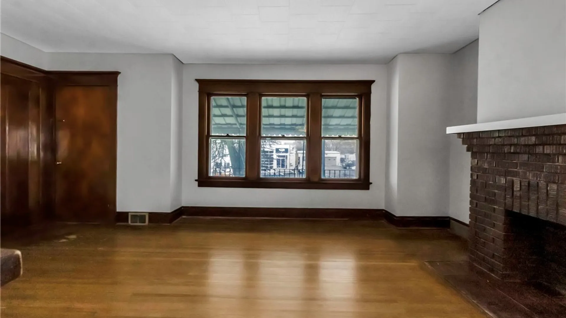 Property at 2514 Delaware Avenue, Buffalo, NY 14216 43