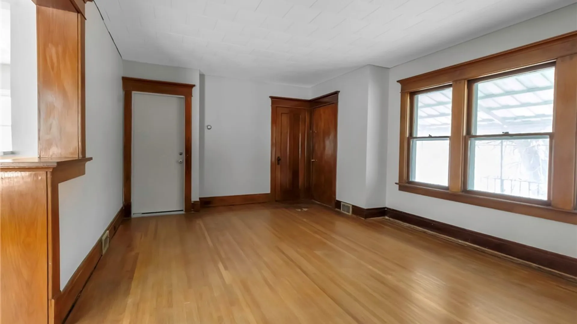 Property at 2514 Delaware Avenue, Buffalo, NY 14216 44