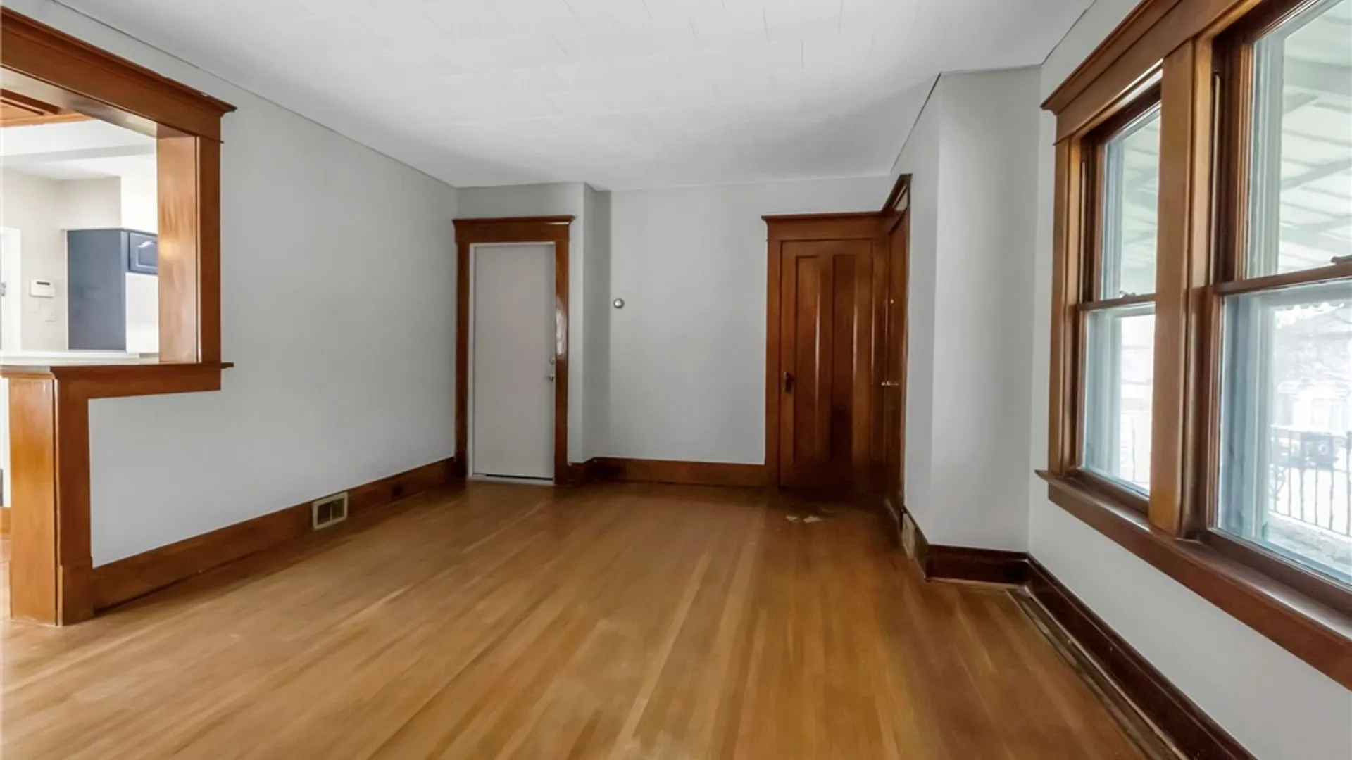 Property at 2514 Delaware Avenue, Buffalo, NY 14216 45
