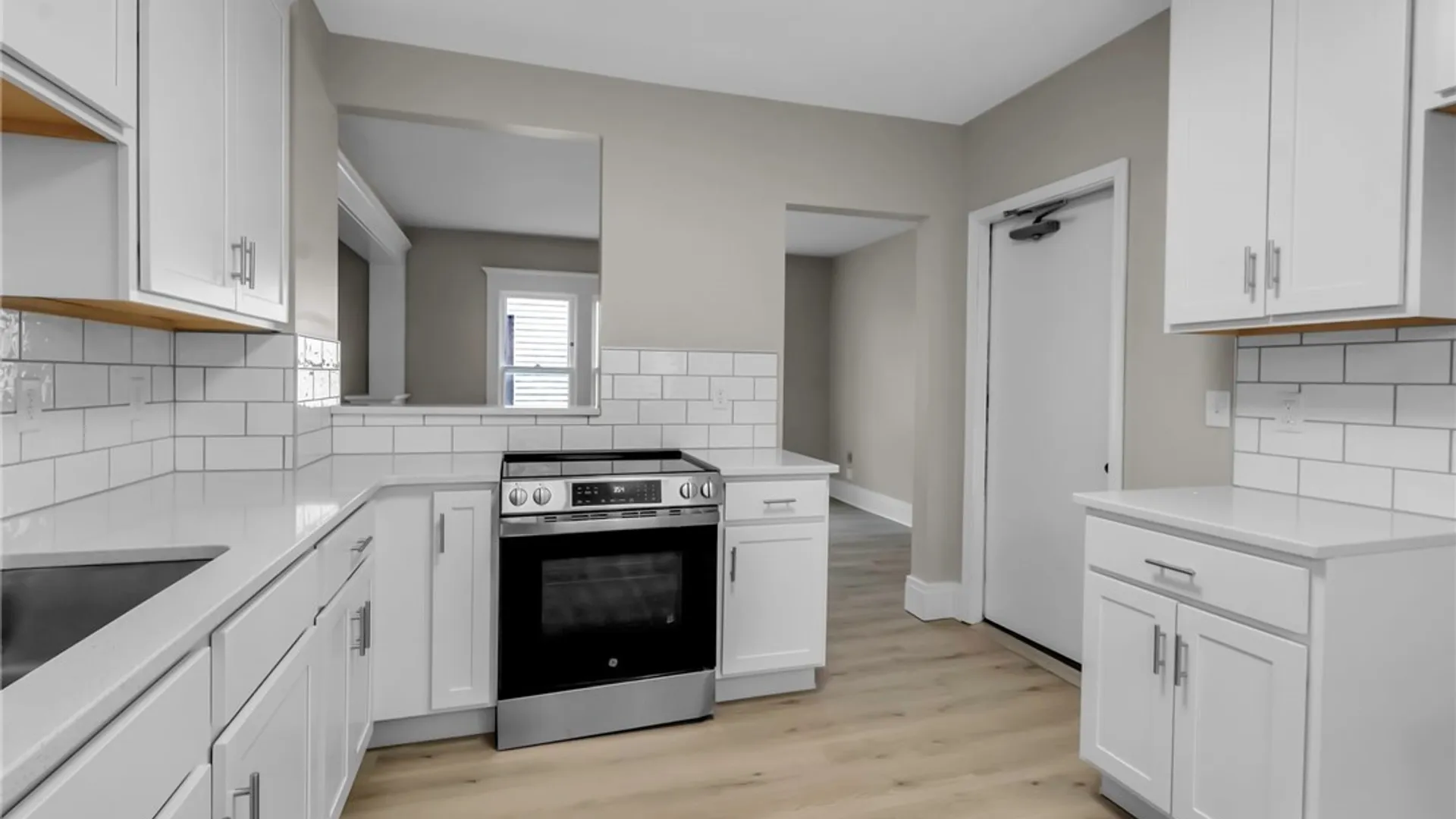 Property at 2514 Delaware Avenue, Buffalo, NY 14216 5