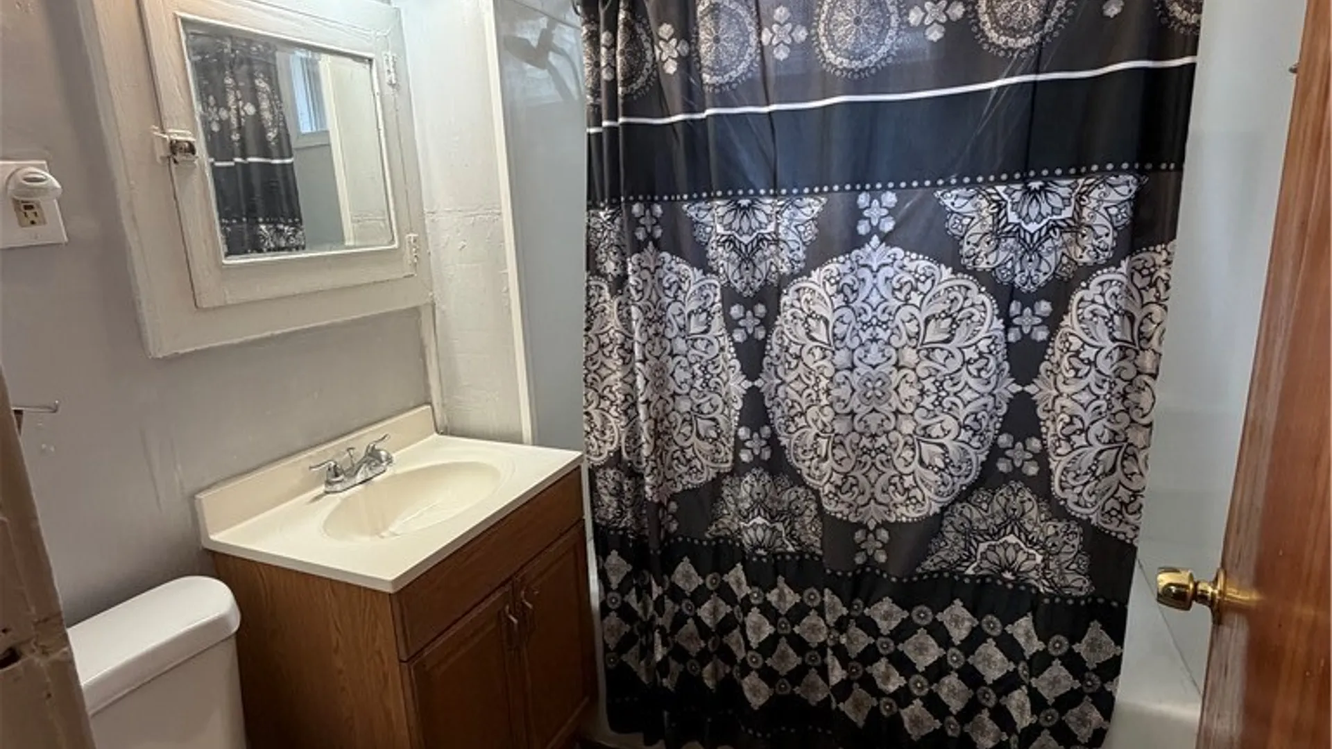 Property at 119 Carbon Street, Syracuse, NY 13203 8