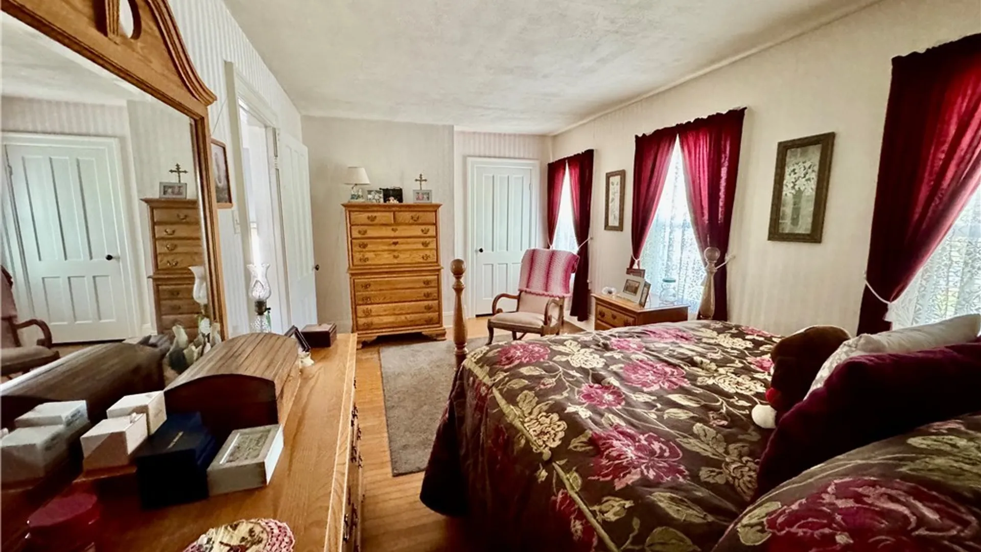 Property at 18 Third Avenue, German Flatts, NY 13357 13