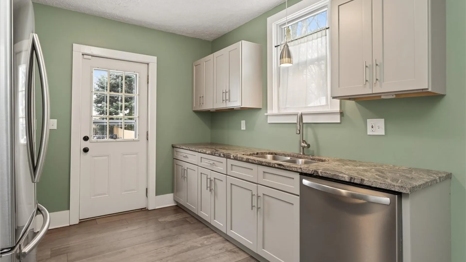 Property at 29 Boulevard Parkway, Rochester, NY 14612 16