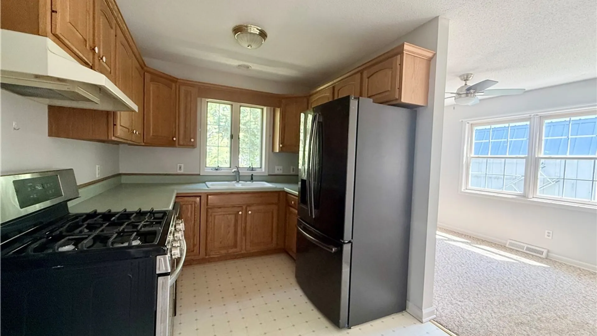 Property at 13 Ventura Circle, Pomfret, NY 14063 4