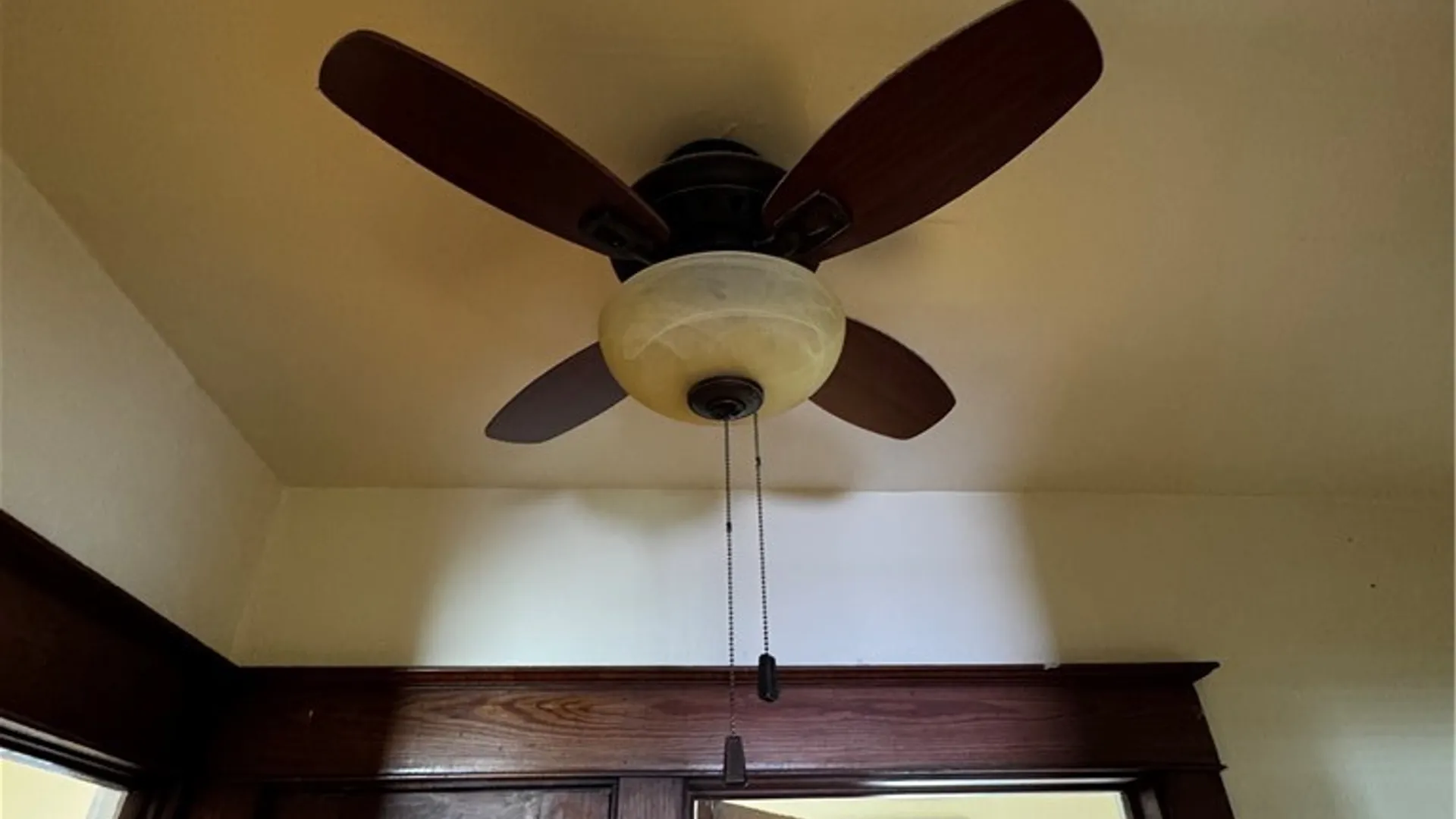 Property at 97 Brunswick Blvd Boulevard, Buffalo, NY 14208 16