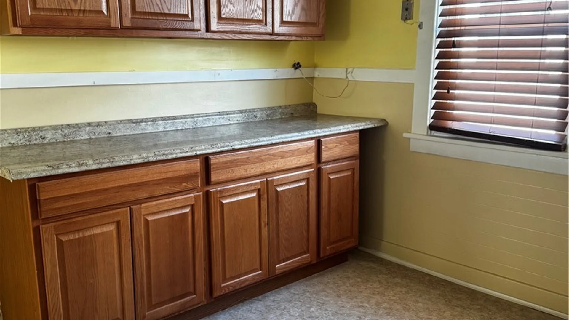 Property at 97 Brunswick Blvd Boulevard, Buffalo, NY 14208 31