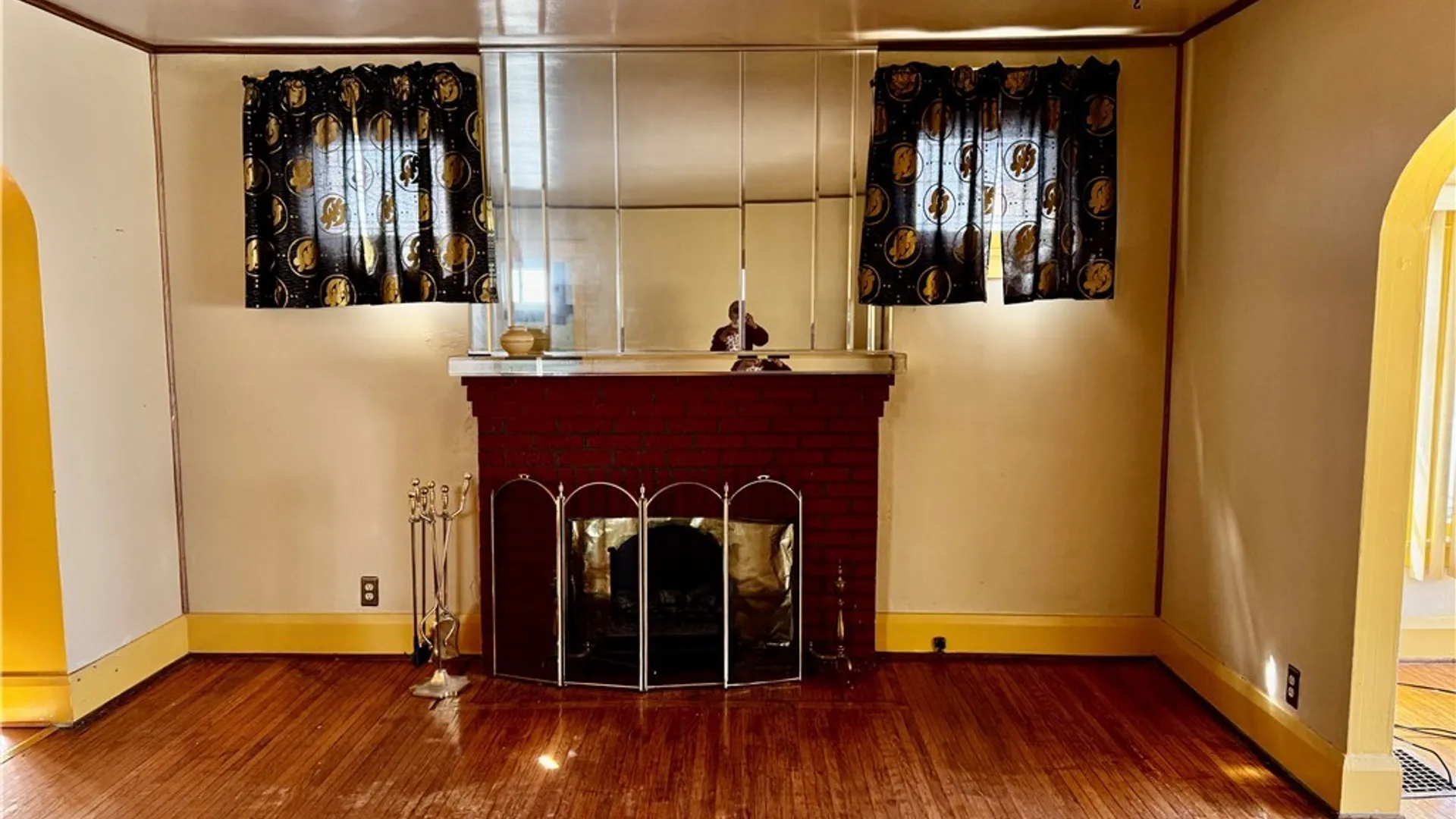Property at 97 Brunswick Blvd Boulevard, Buffalo, NY 14208 6