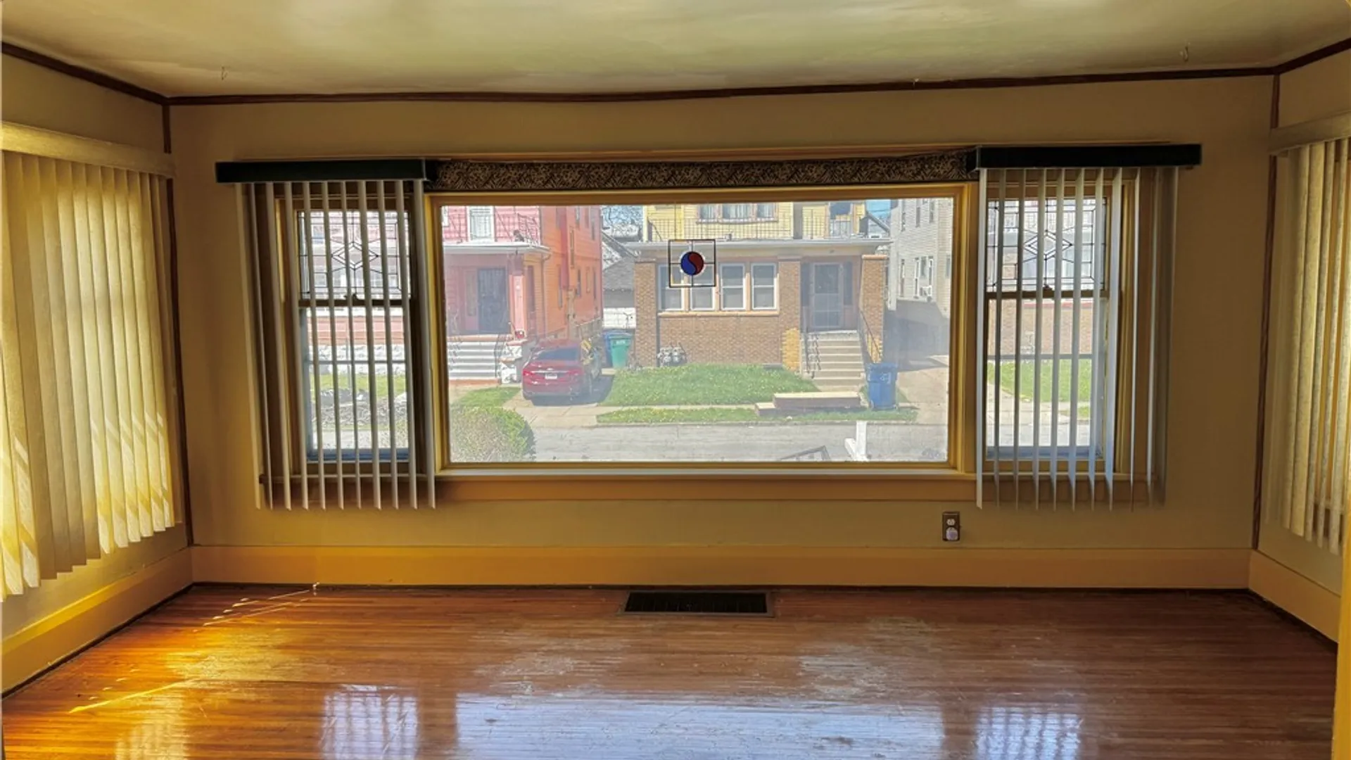 Property at 97 Brunswick Blvd Boulevard, Buffalo, NY 14208 8