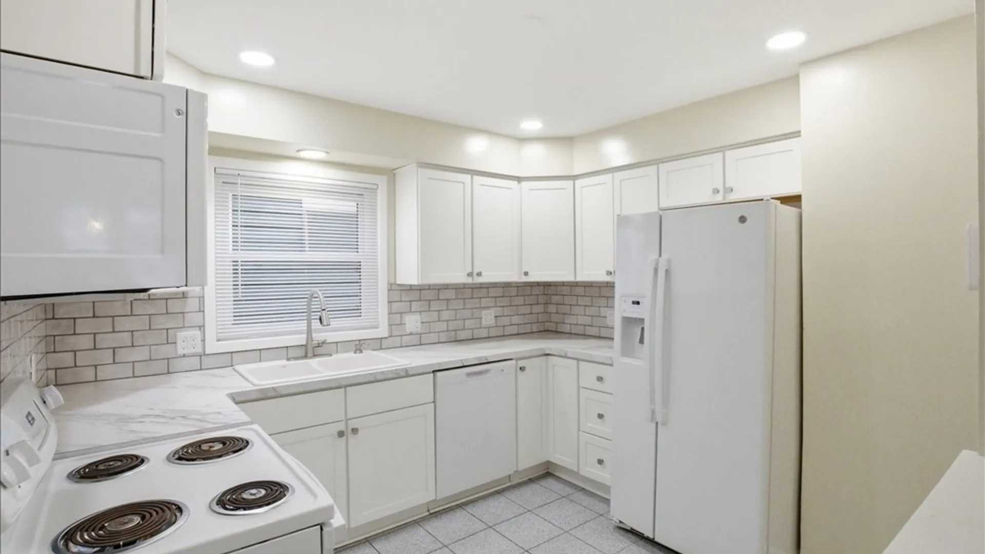 Property at 315 Crestwood Avenue, Buffalo, NY 14216 11