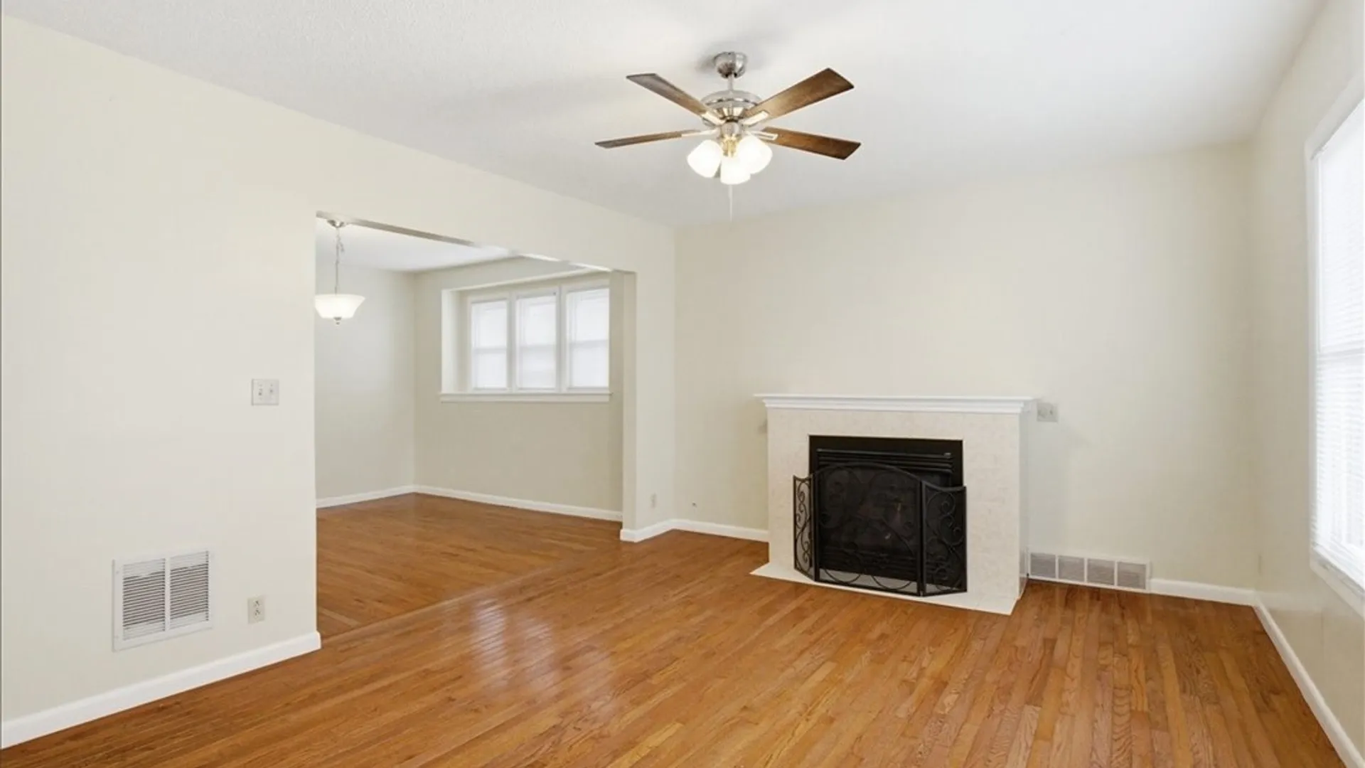 Property at 315 Crestwood Avenue, Buffalo, NY 14216 25