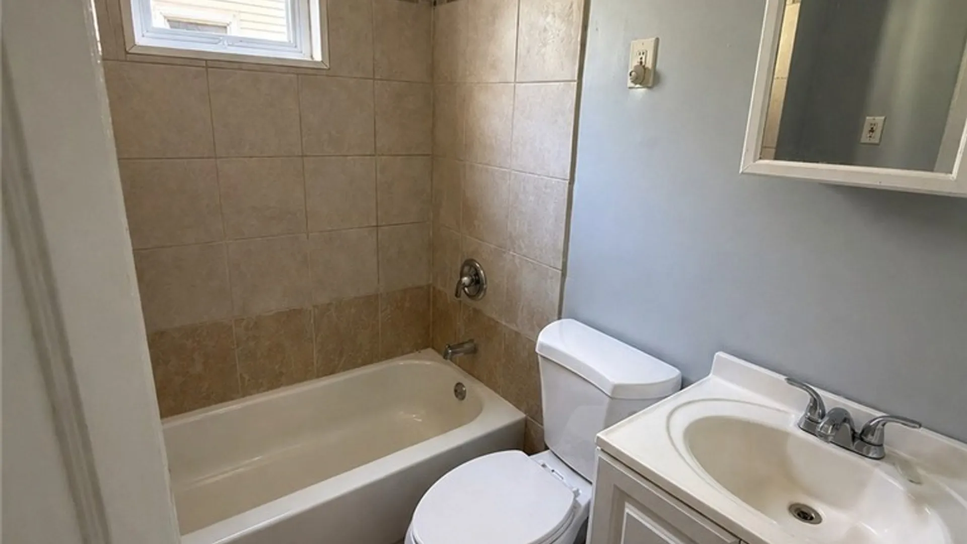 Property at 335 Bird Avenue, Buffalo, NY 14213 5