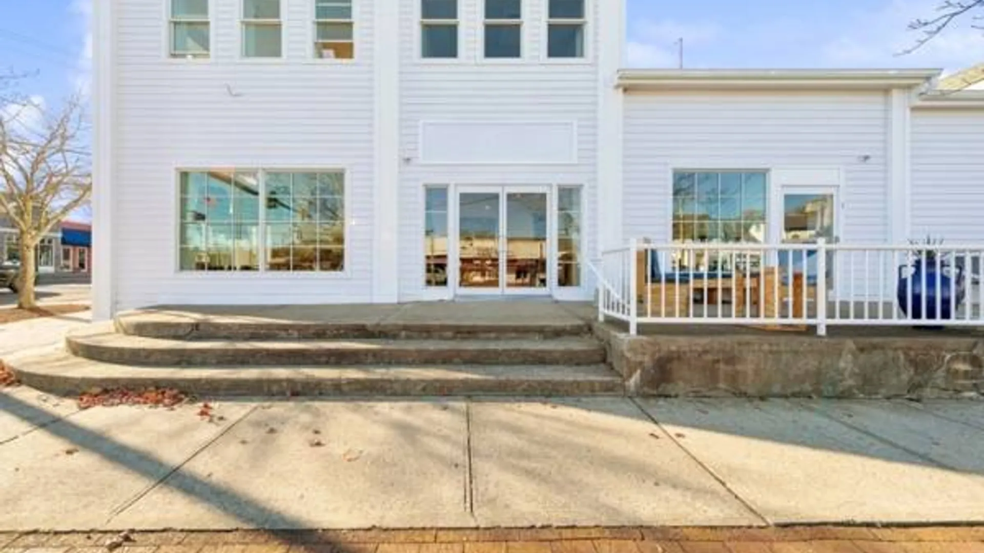 Property at 1 Windmill Lane, Southampton, NY 11968 5