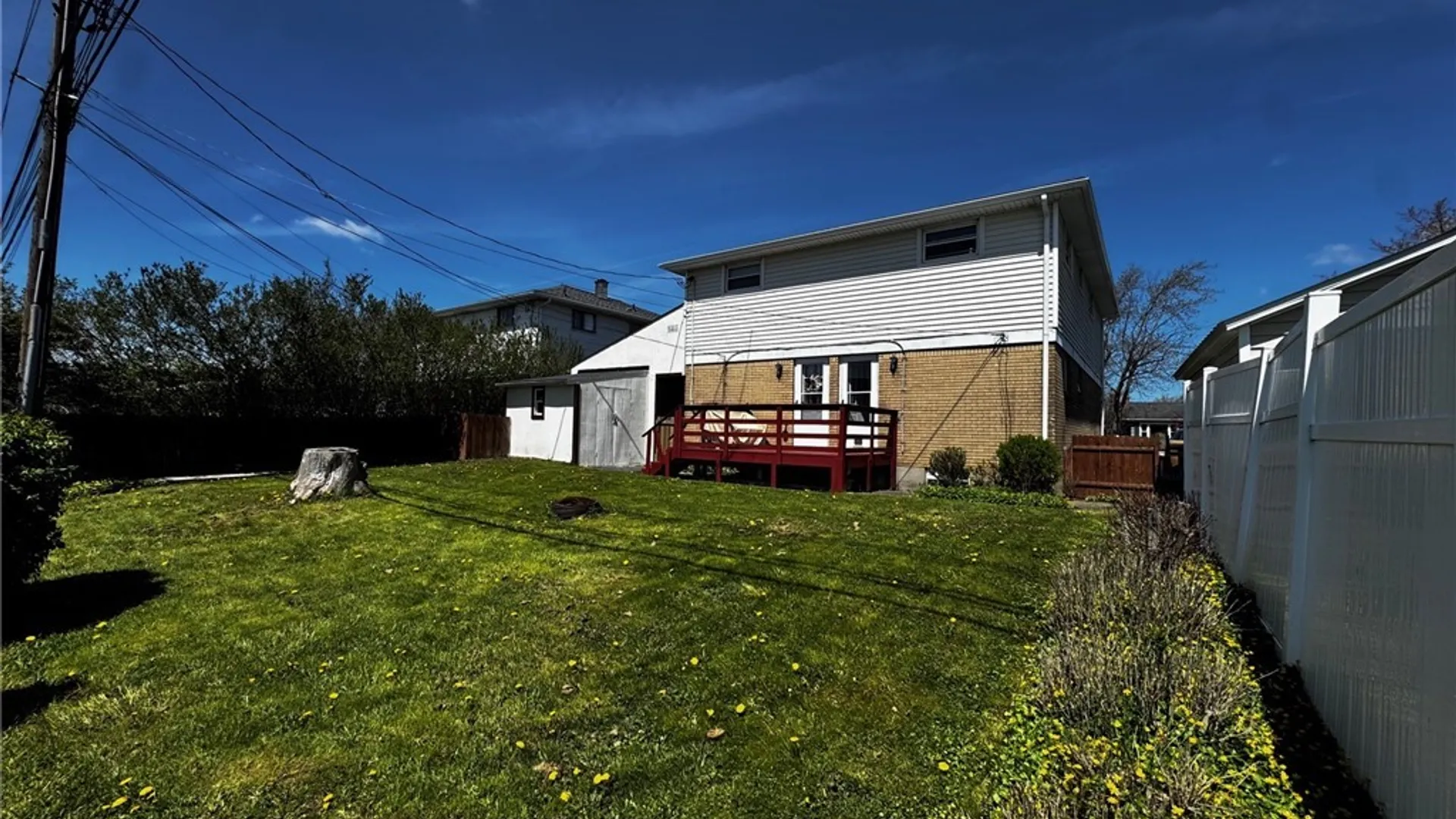 Property at 17 Saint Joan Lane, Cheektowaga, NY 14227 2