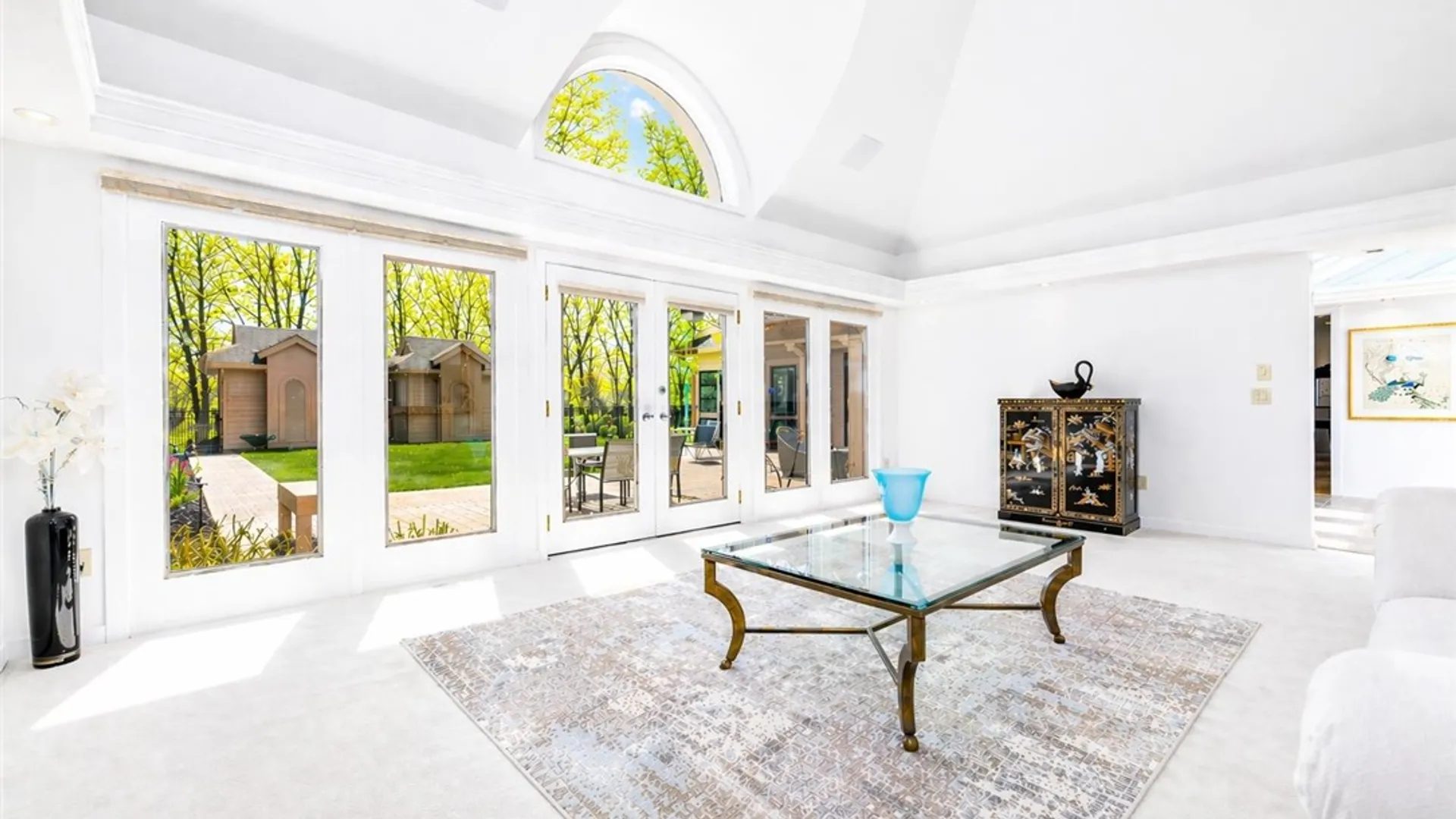 Property at 9 Abbey Woods, Pittsford, NY 14534 13