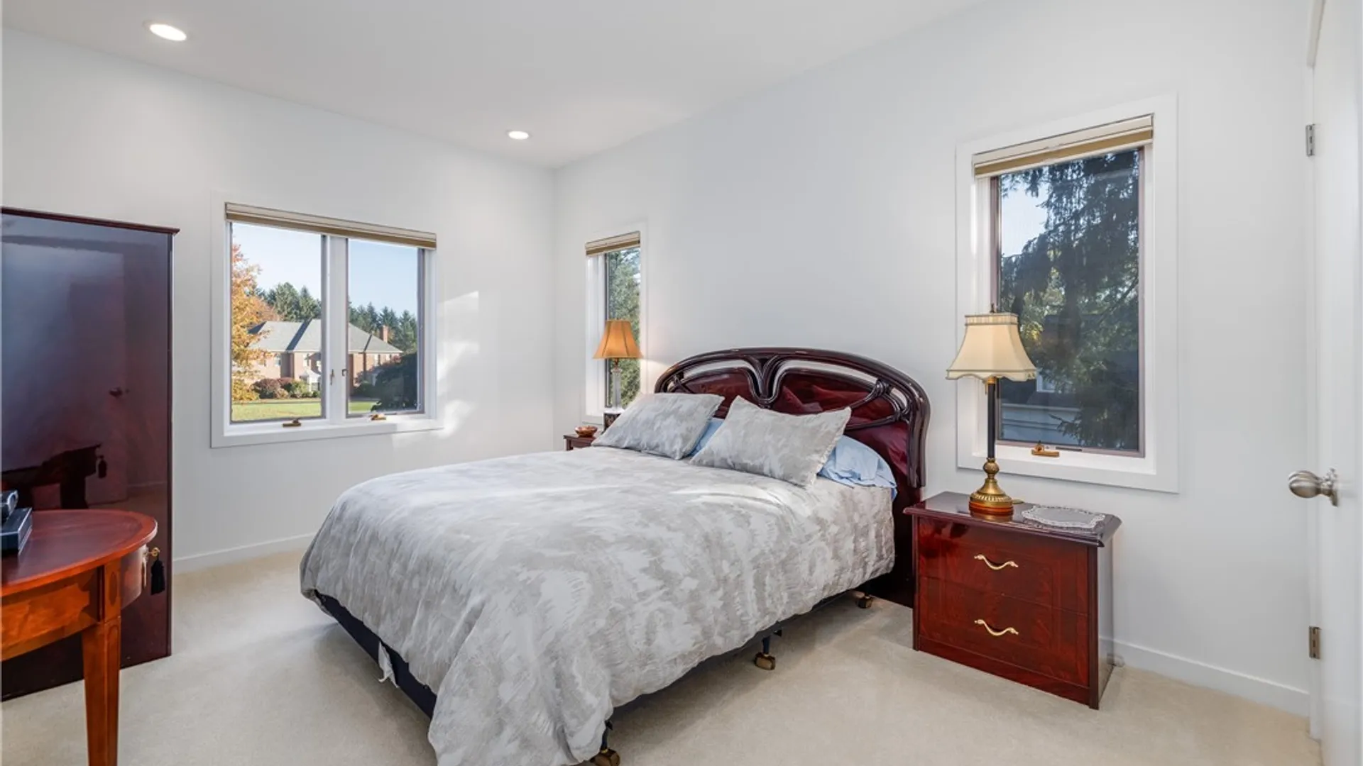 Property at 9 Abbey Woods, Pittsford, NY 14534 30