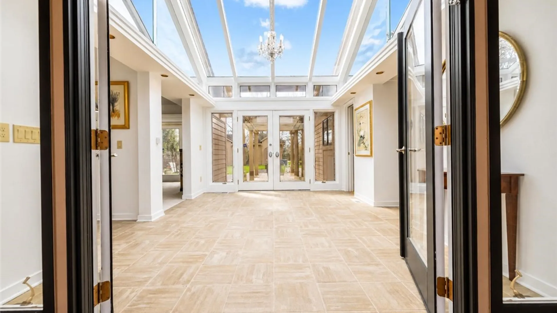 Property at 9 Abbey Woods, Pittsford, NY 14534 5